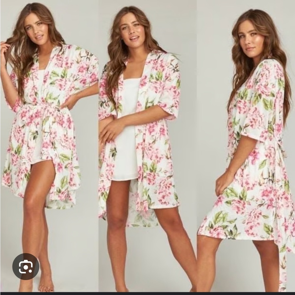 Show Me Your Mumu- Brie Garden Roses Robe (OS)
